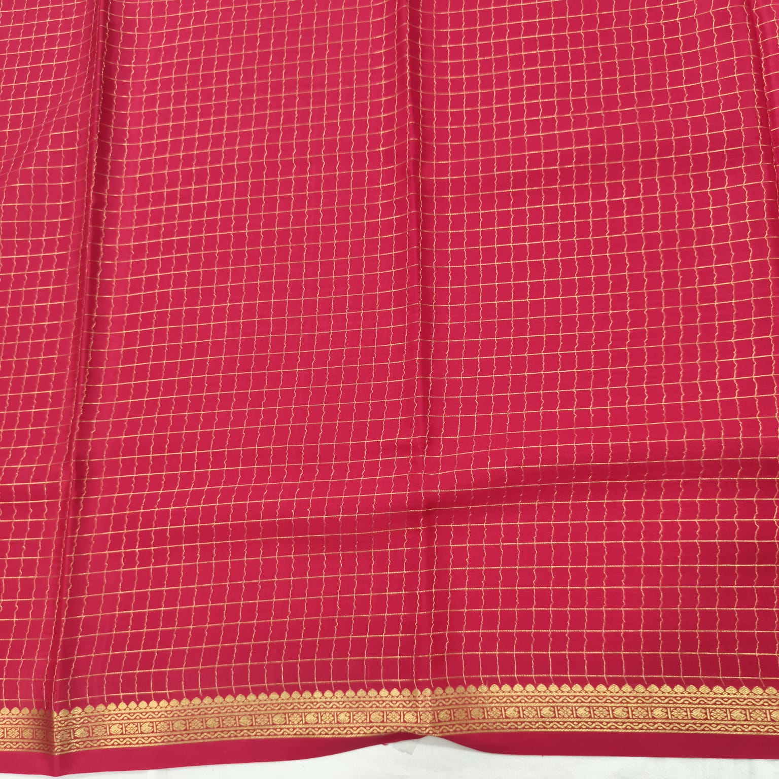 Pure Mysore Crepe Silk Saree – Rani Pink with Small Checks