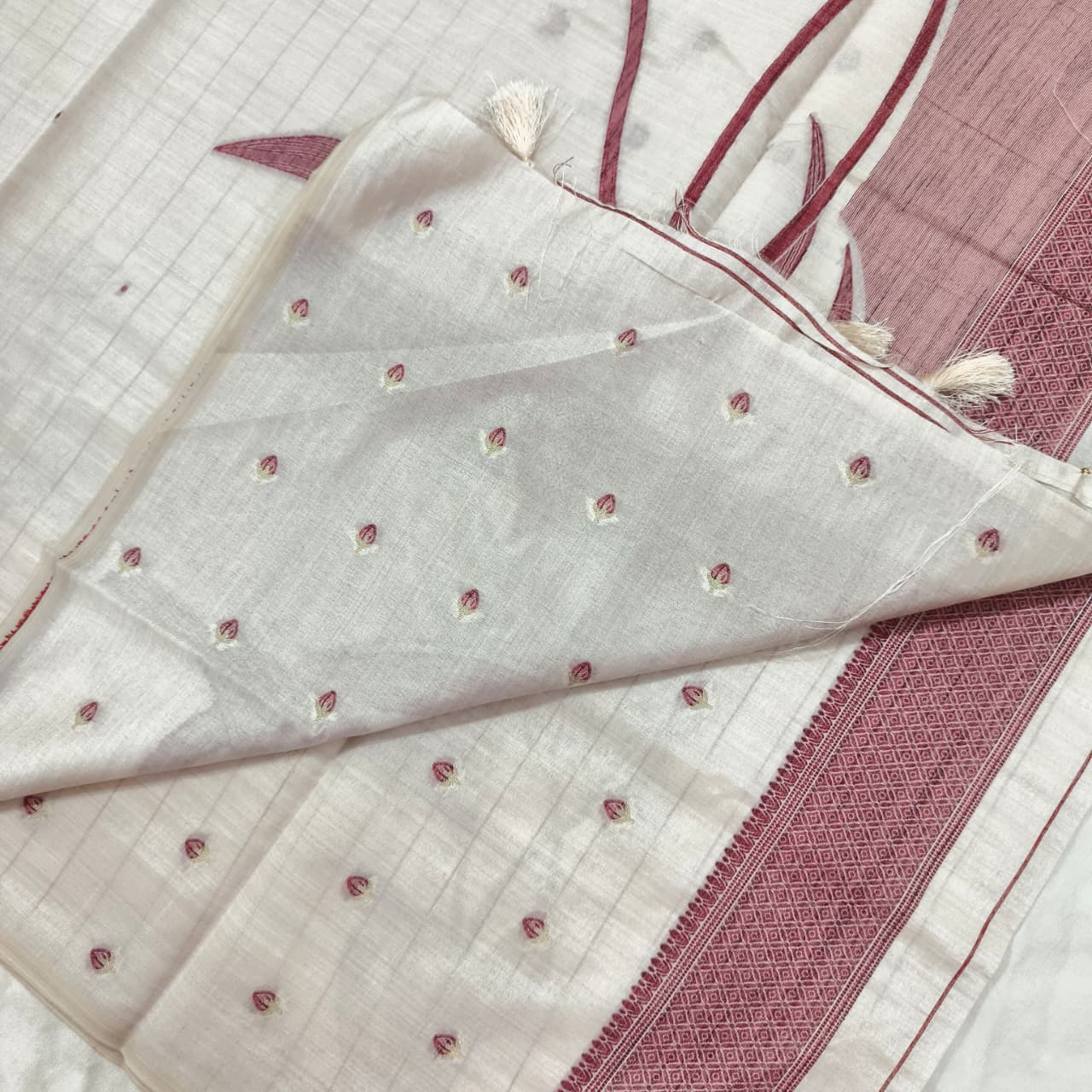 Off White Silk Blend Cotton Saree