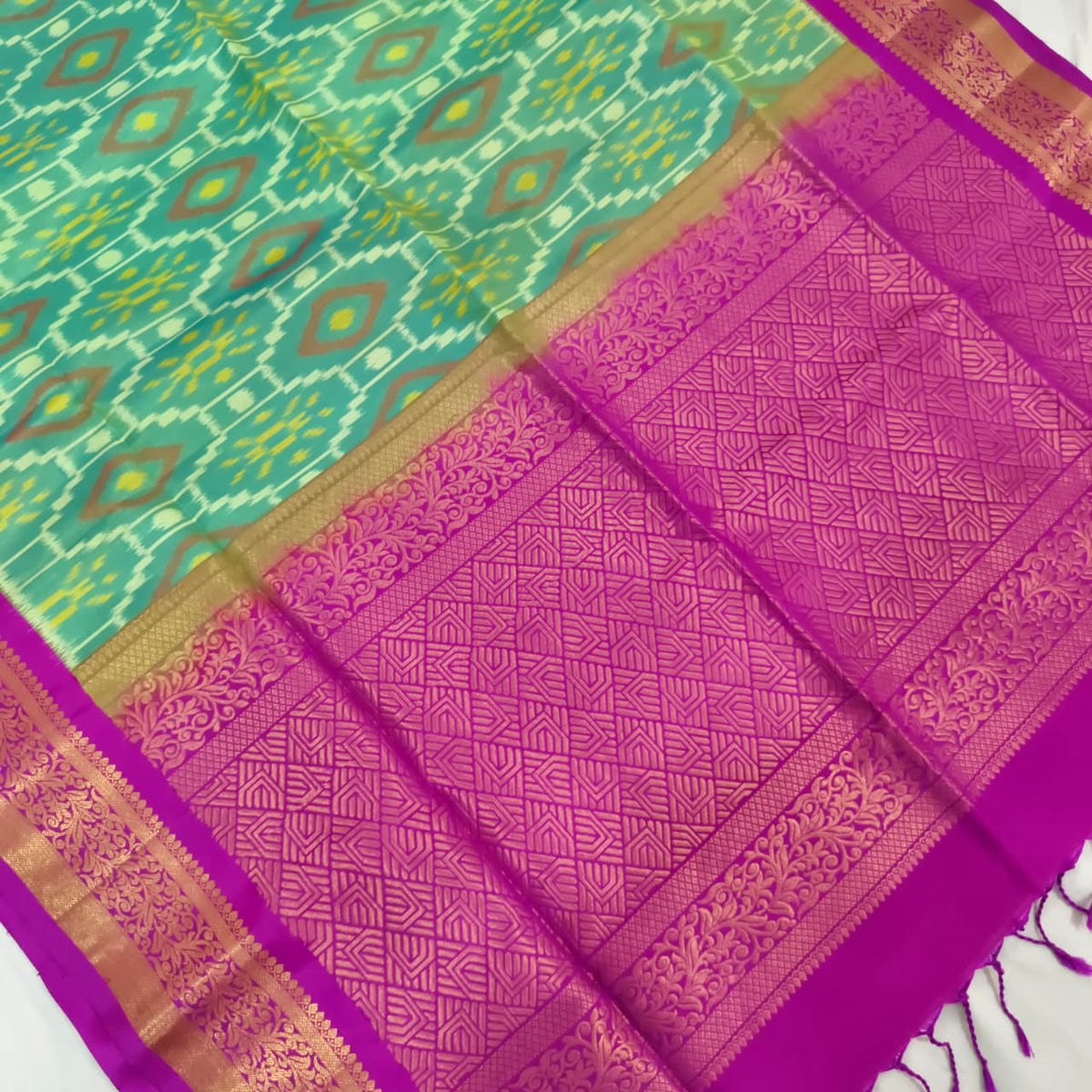 Pochampally Pure Soft Silk Saree – Sea Green and Magenta Contrast