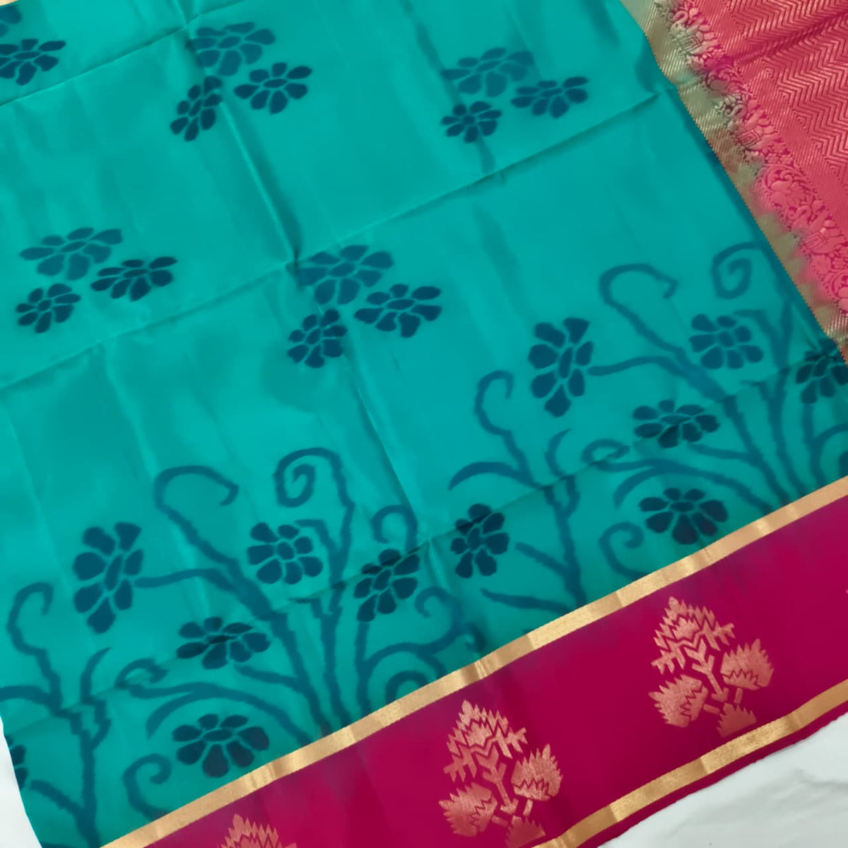 Pochampally Pure Soft Silk Saree – Blue and Rani Pink Contrast