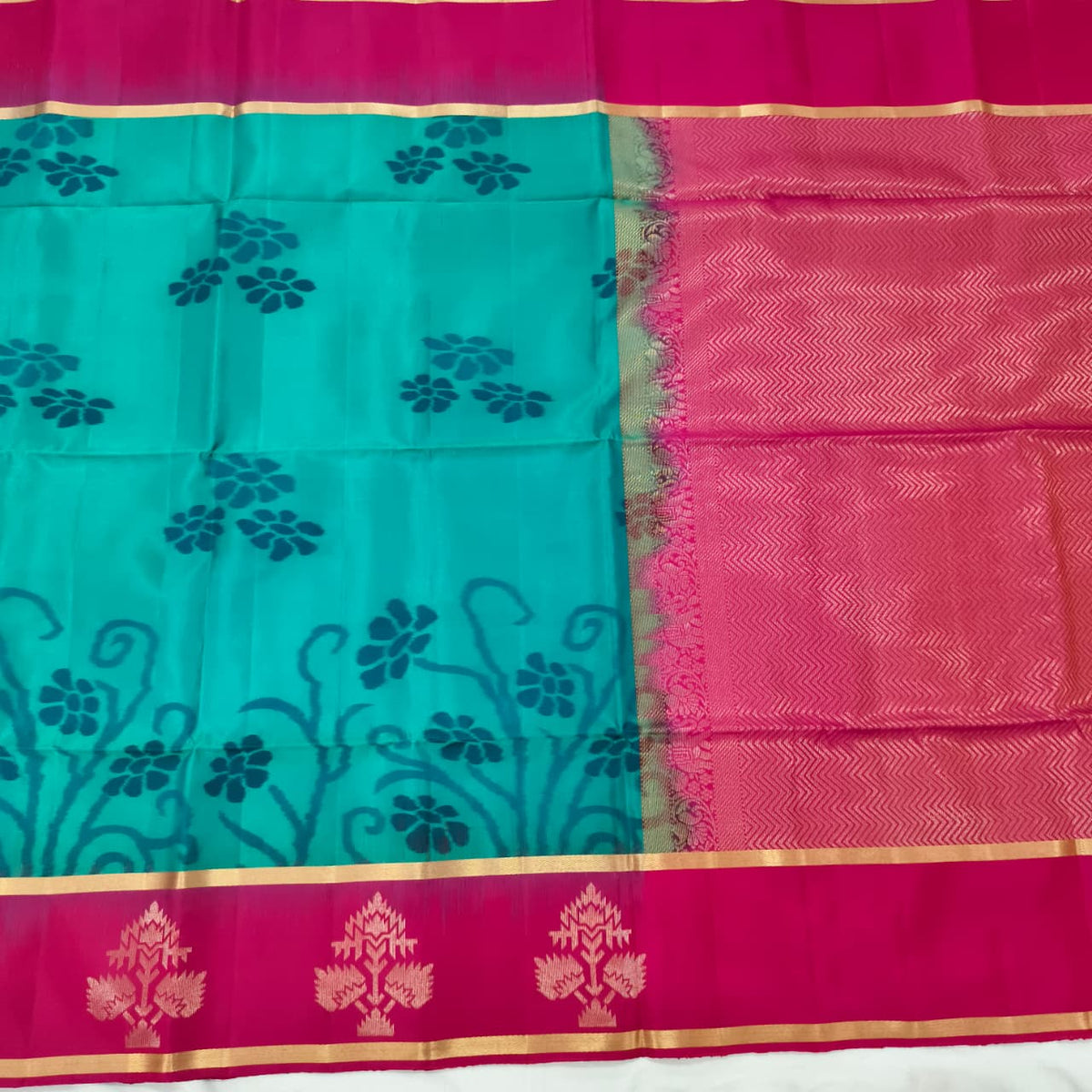 Pochampally Pure Soft Silk Saree – Blue and Rani Pink Contrast