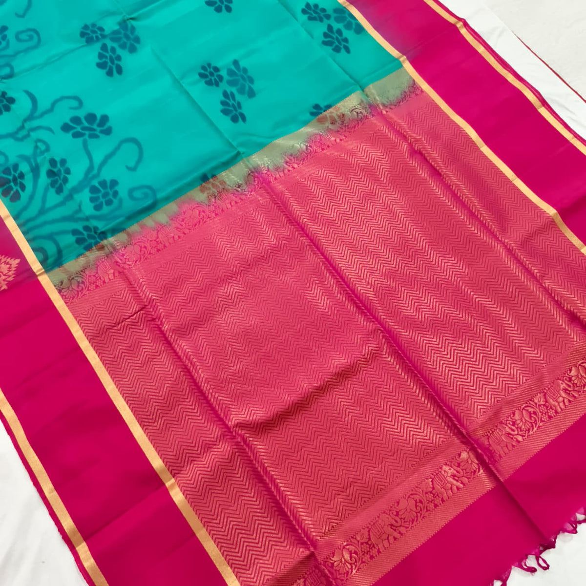 Pochampally Pure Soft Silk Saree – Blue and Rani Pink Contrast