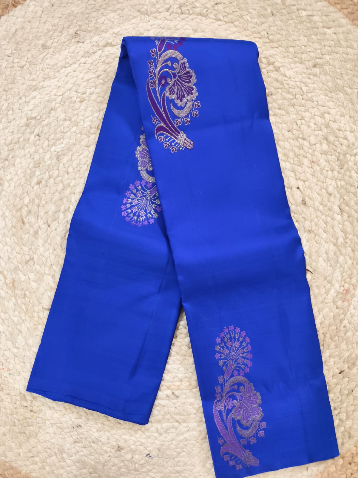 Pure Kanchipuram Handloom Borderless Silk Saree -Navy Blue with Turquoise Contrast