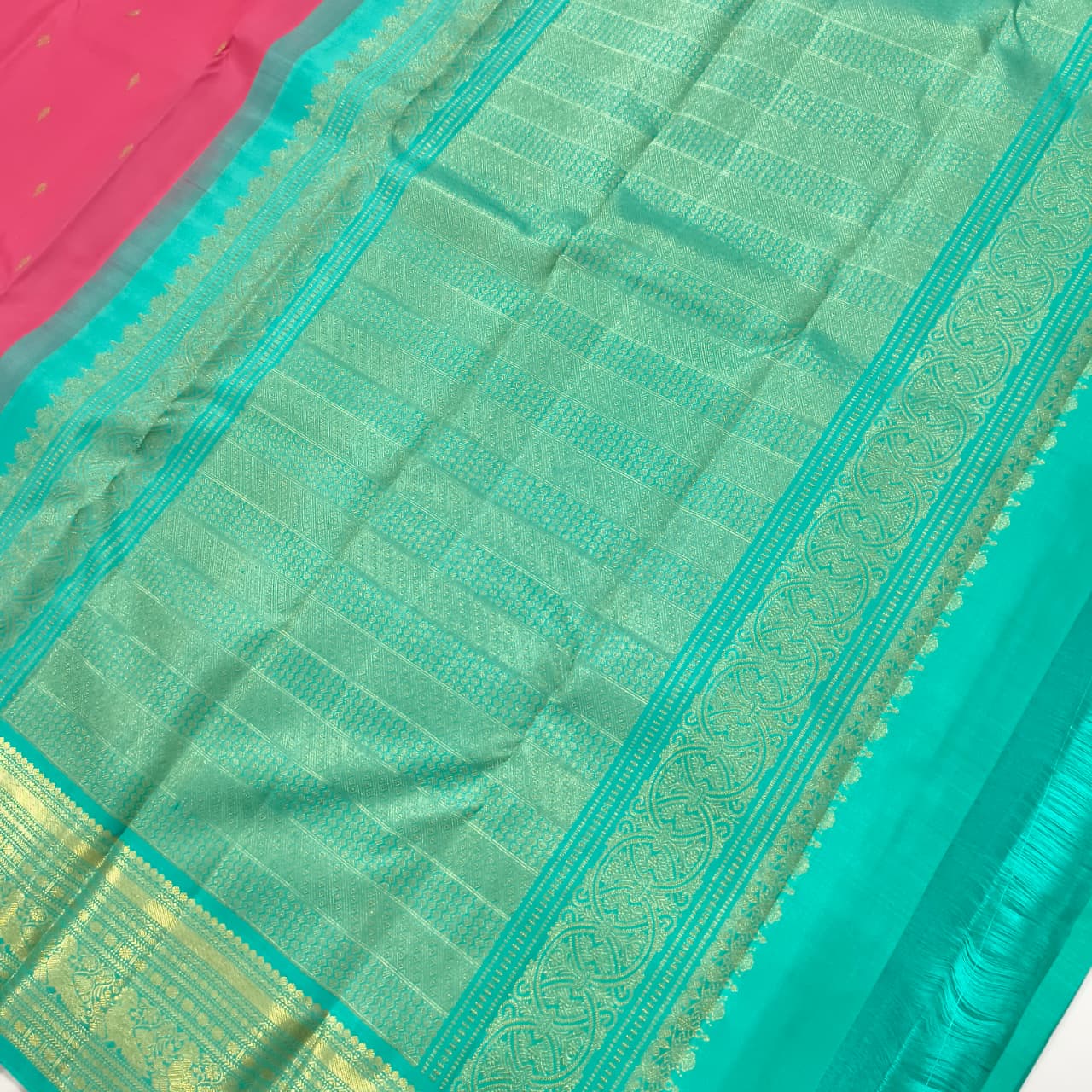 Pure Kanchipuram Handloom Silk Saree- Pink and Rexona Green