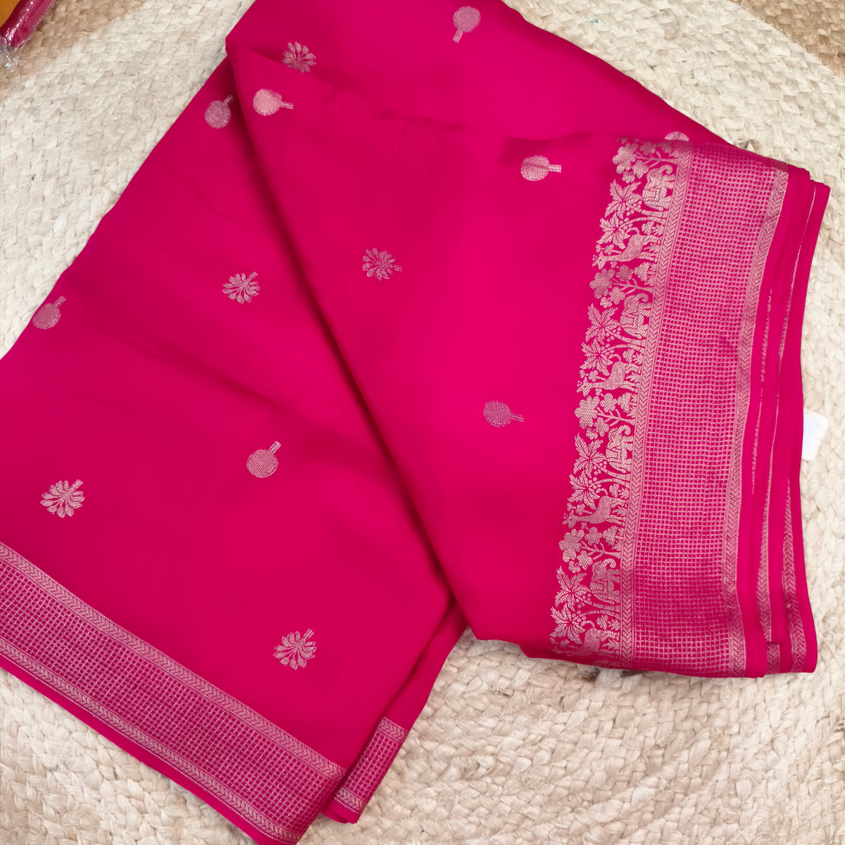 Dola Viscose Saree- Rani Pink