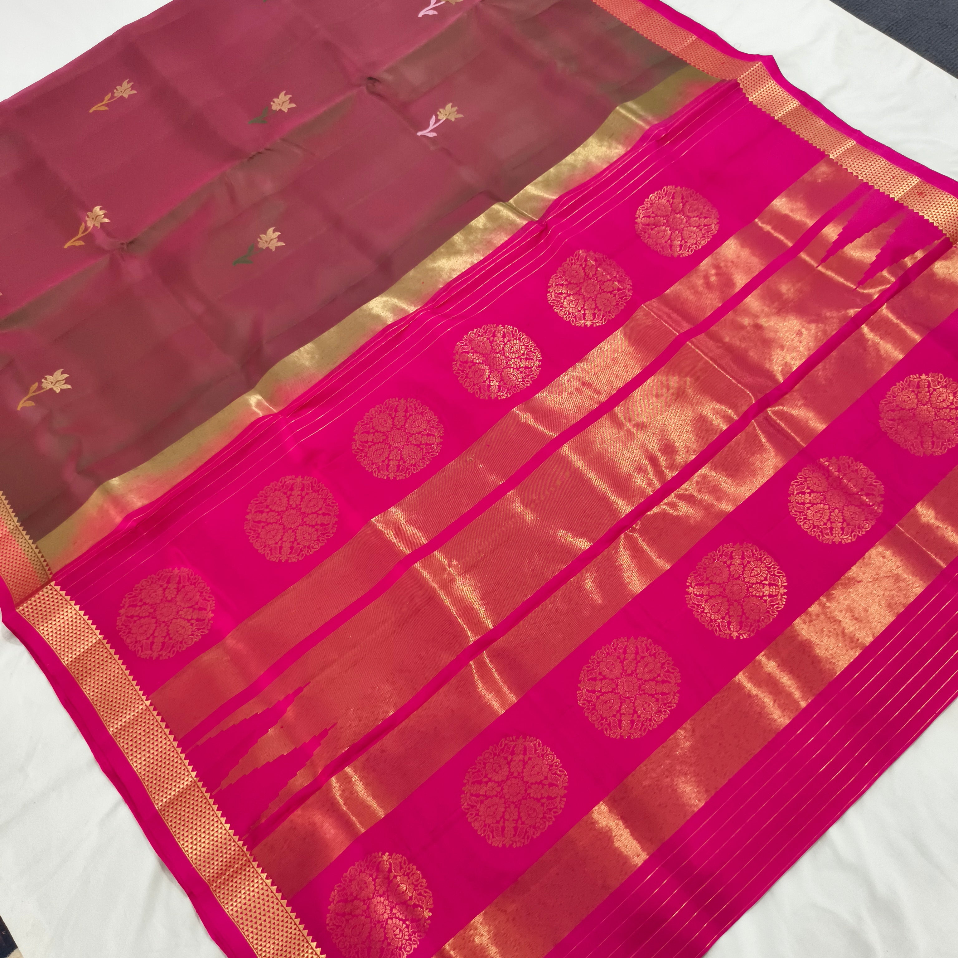 Pure Kanchipuram Silk Saree – Maroon and Rani Pink Contrast