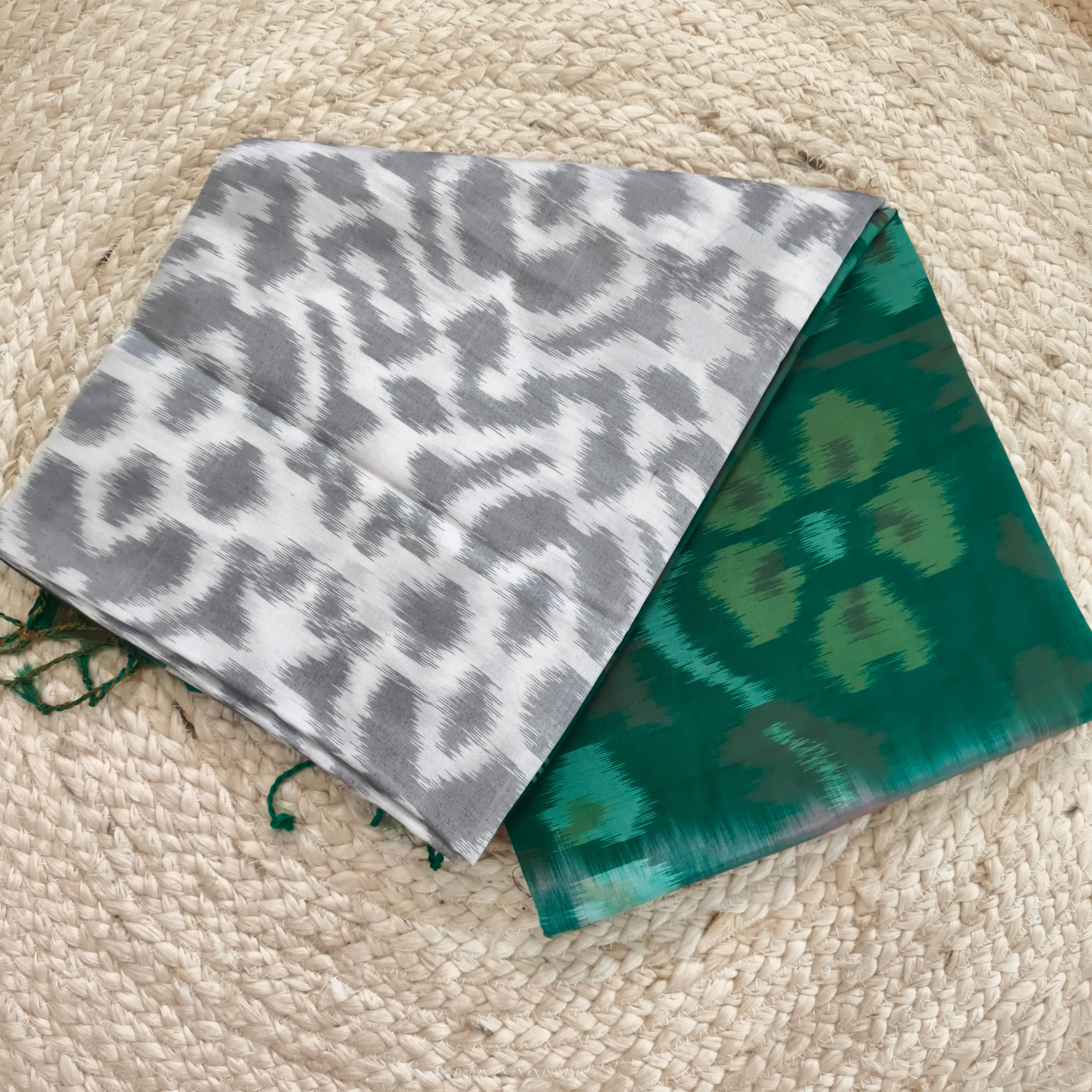 Silk Cotton Saree – White and Green