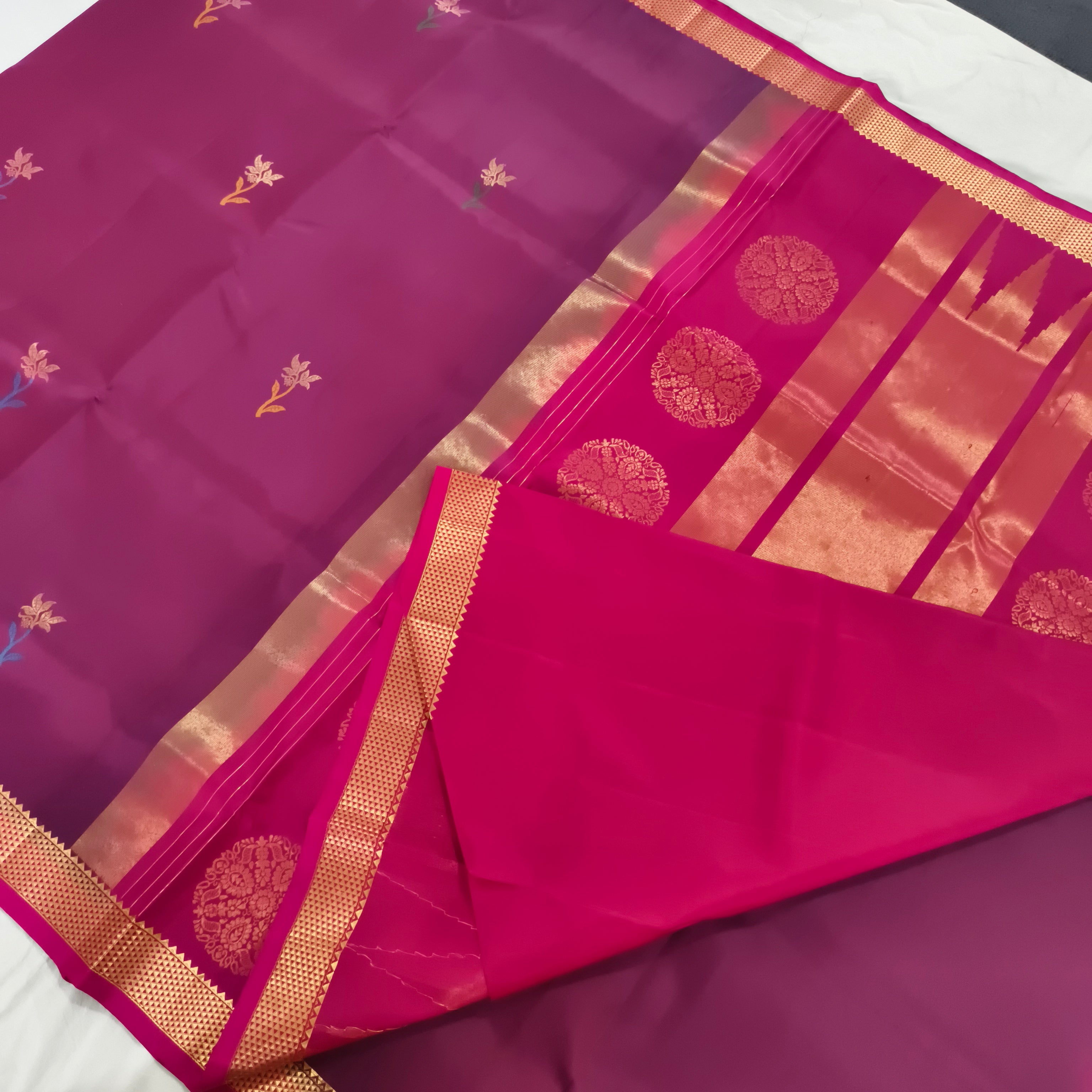 Pure Kanchipuram Silk Saree – Deep Magenta and Rani Pink Contrast (Copy)