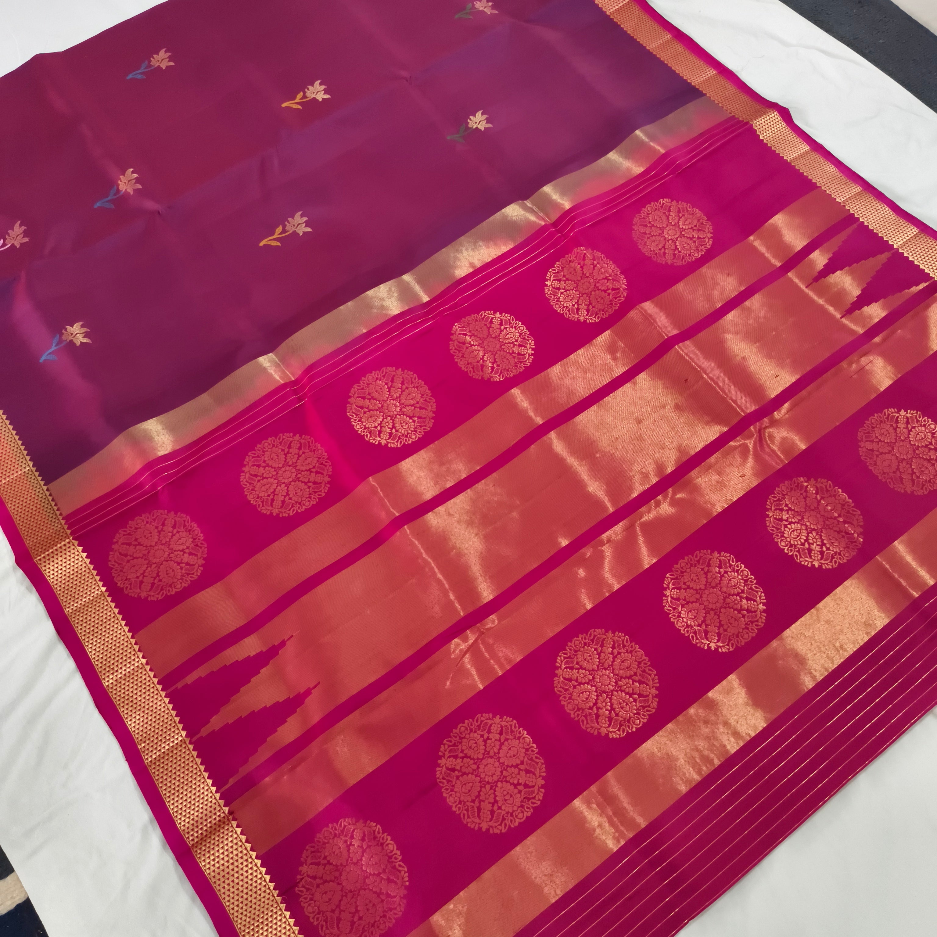 Pure Kanchipuram Silk Saree – Deep Magenta and Rani Pink Contrast (Copy)