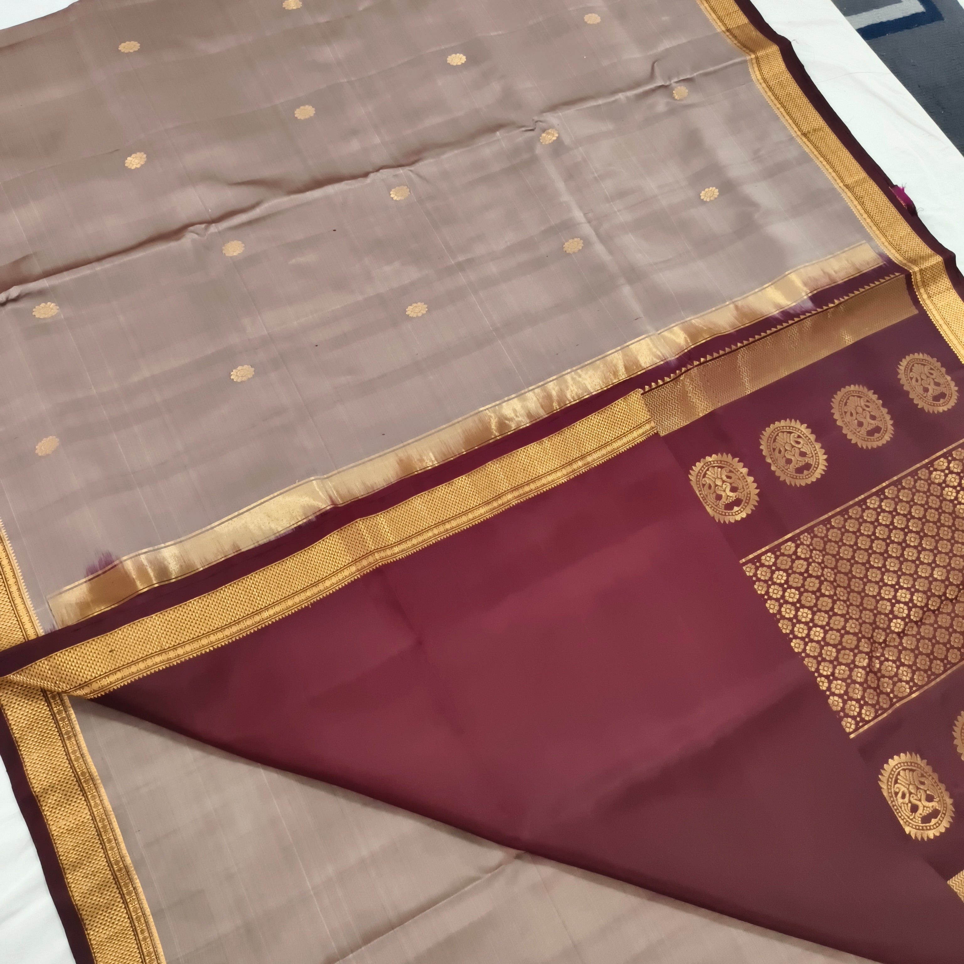 Pure Kanchipuram Handloom Silk Saree – Grey and Deep Maroon Contrast
