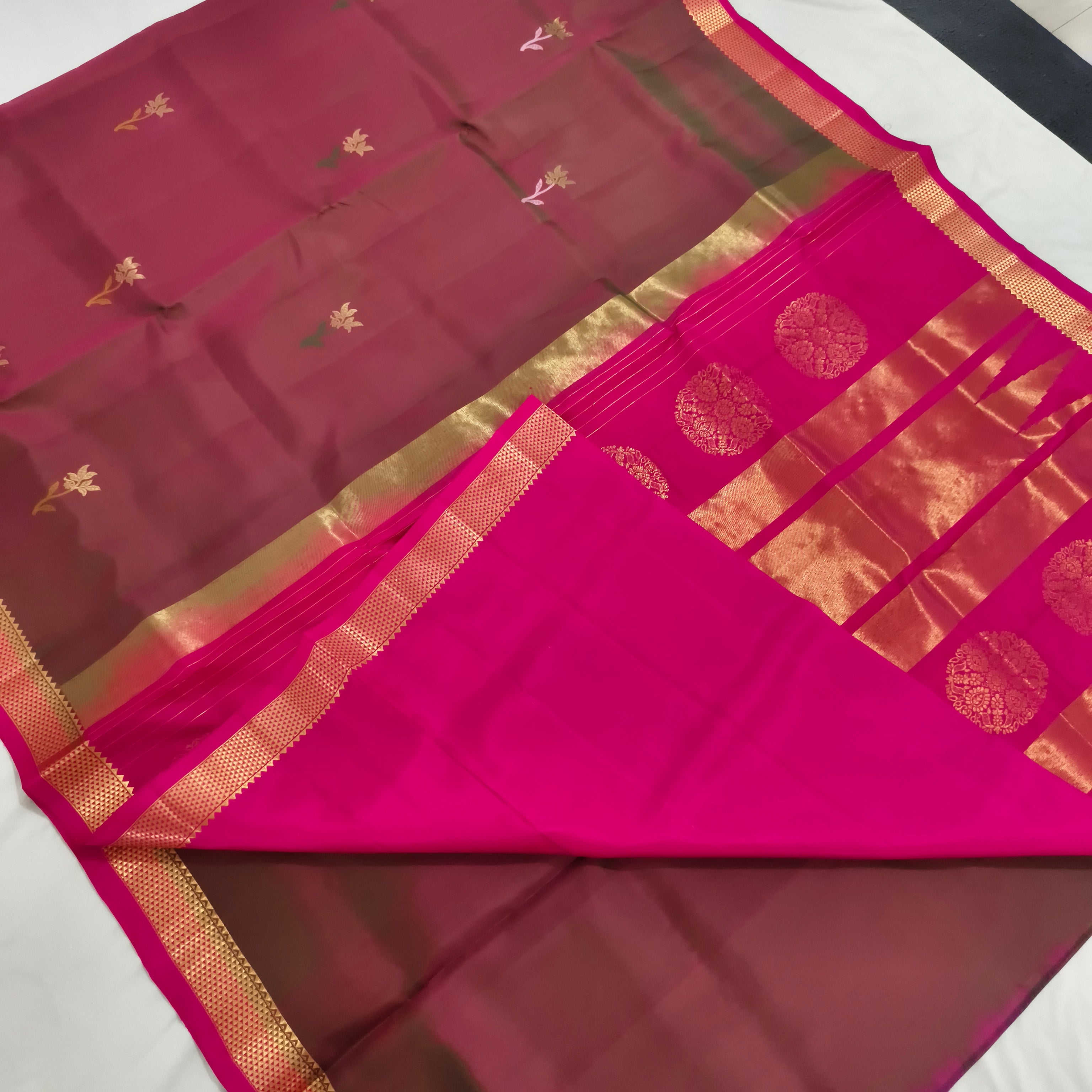 Pure Kanchipuram Silk Saree – Maroon and Rani Pink Contrast