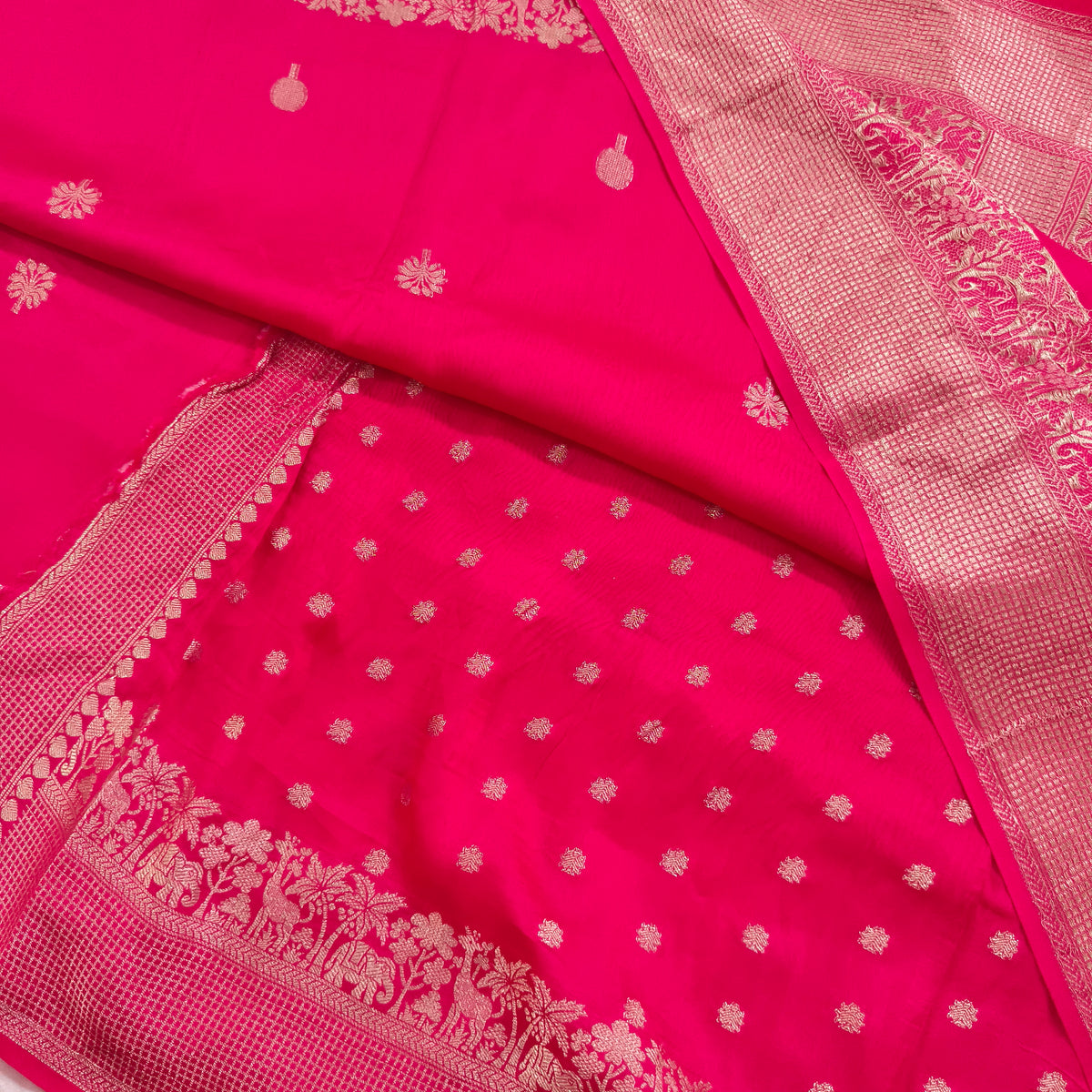 Dola Viscose Saree- Rani Pink